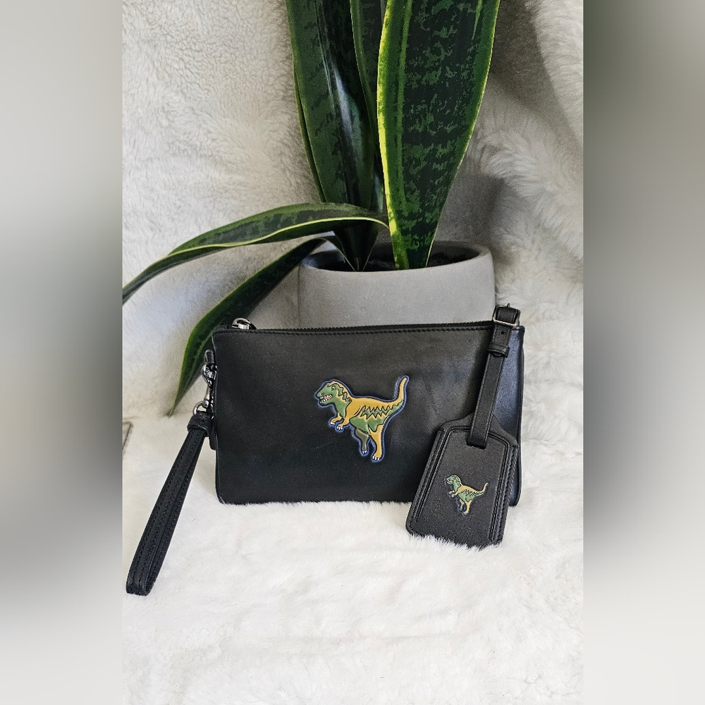 Coach Corner Zip Rexy Wristlet